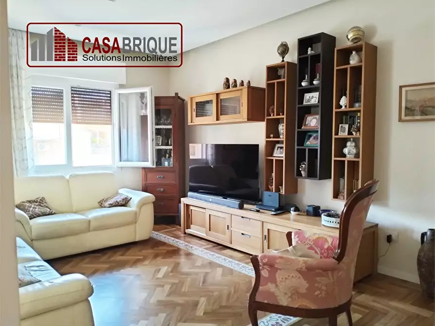 Immagine 1 di Appartamento in vendita  7 a Bagheria