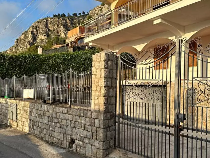 Immagine 3 di Appartamento in vendita  17 a Bagheria