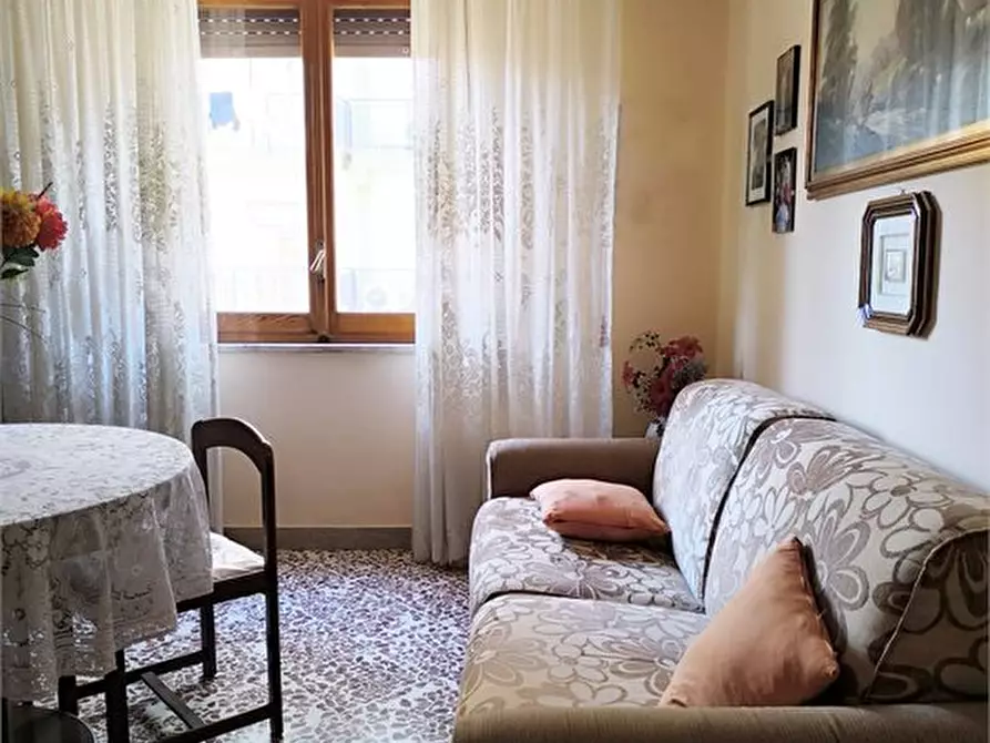 Immagine 5 di Appartamento in vendita  a Bagheria