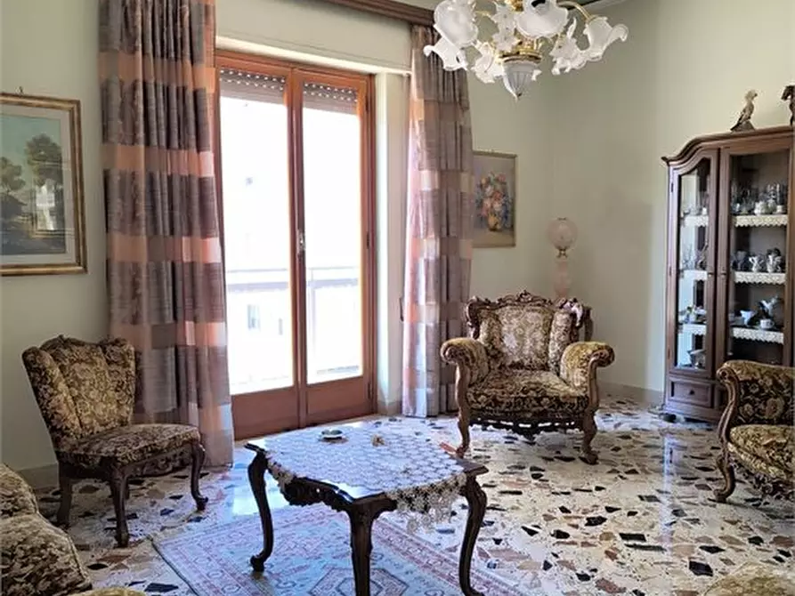 Immagine 6 di Appartamento in vendita  a Bagheria