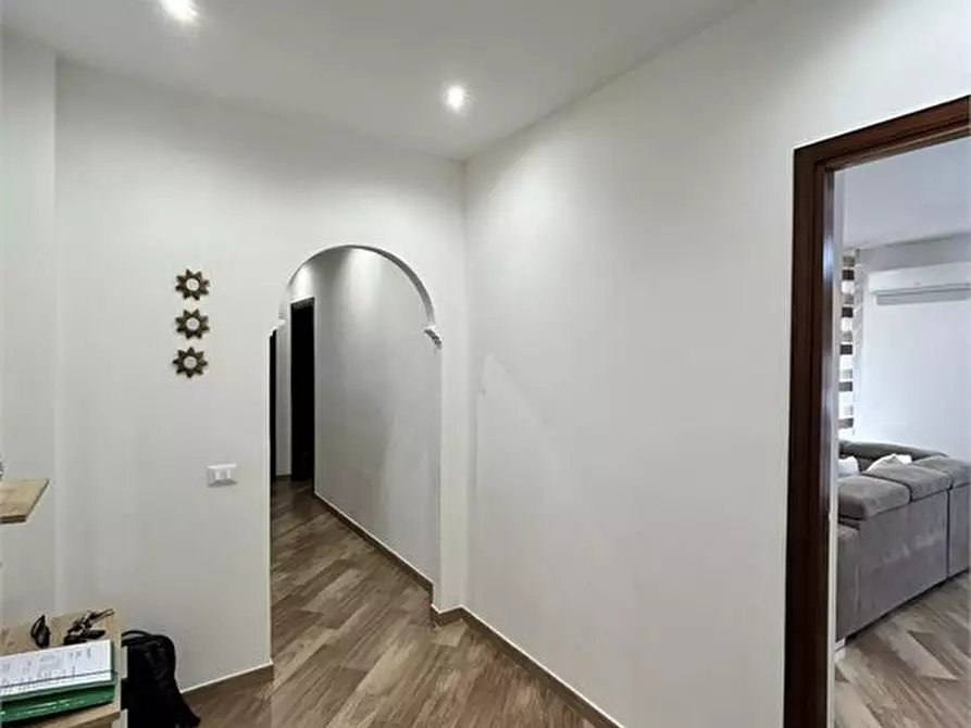 Immagine 4 di Appartamento in vendita  a Palermo
