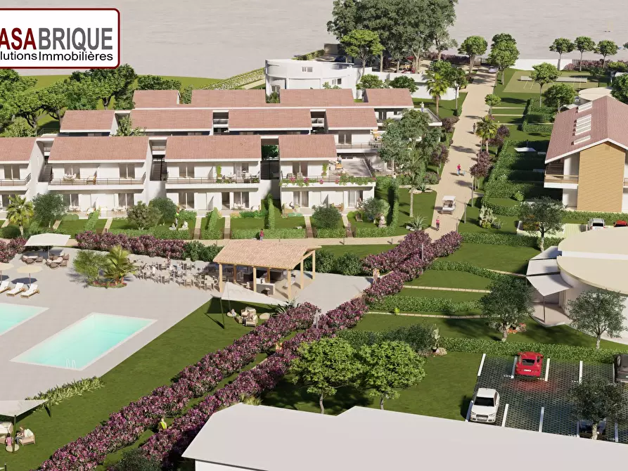 Immagine 9 di Appartamento in vendita  snc a Campofelice Di Roccella