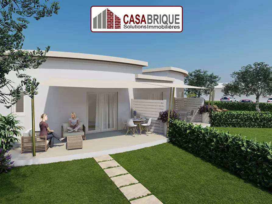 Immagine 4 di Appartamento in vendita  snc a Campofelice Di Roccella