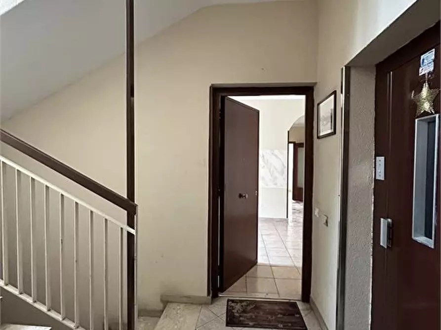 Immagine 8 di Appartamento in vendita  15 a Palermo