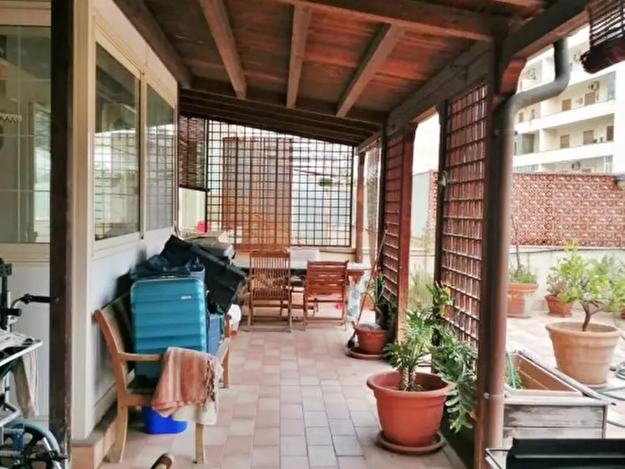 Immagine 2 di Appartamento in vendita  a Palermo