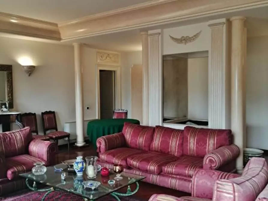 Immagine 3 di Appartamento in vendita  a Palermo