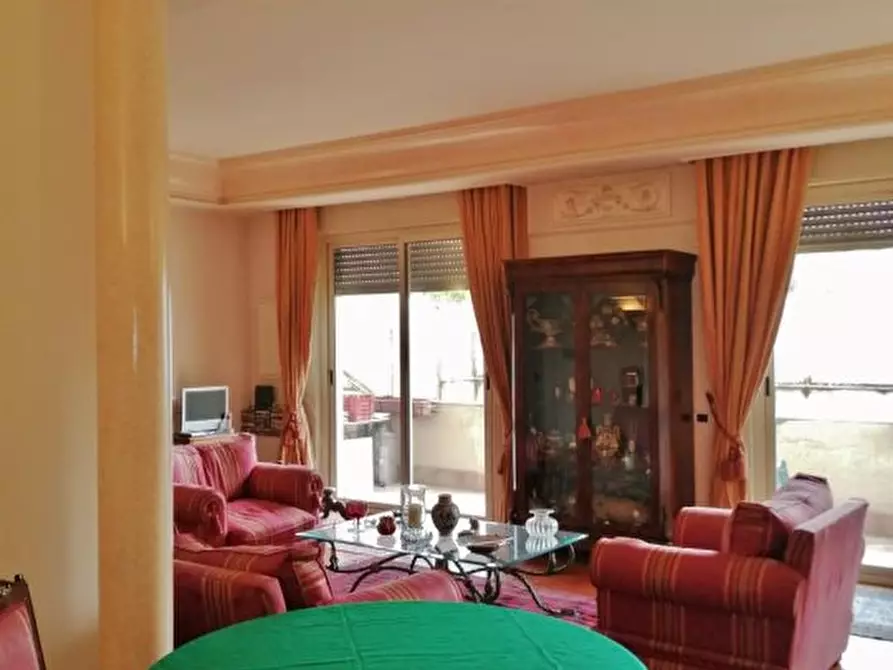 Immagine 8 di Appartamento in vendita  a Palermo