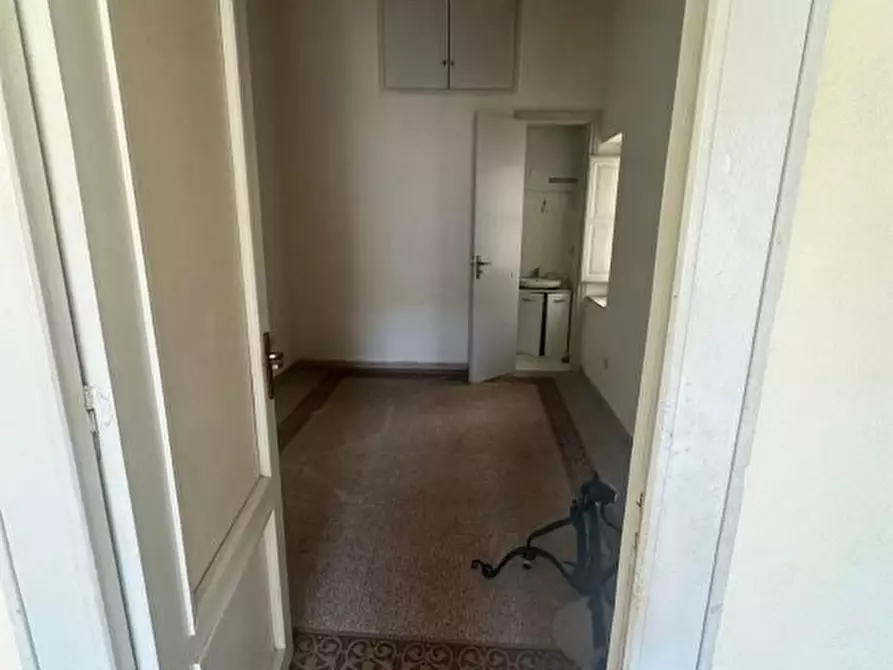 Immagine 8 di Appartamento in vendita  34 a Palermo