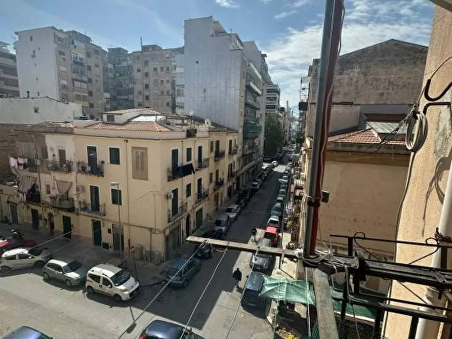Immagine 6 di Appartamento in vendita  34 a Palermo