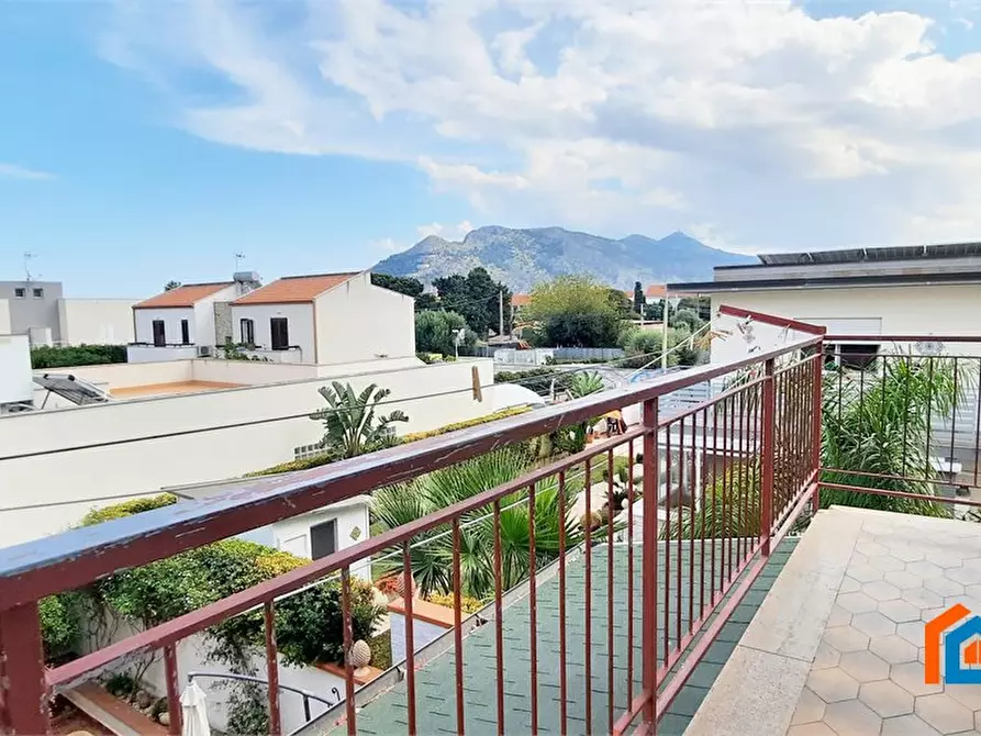 Immagine 9 di Appartamento in vendita  a Palermo