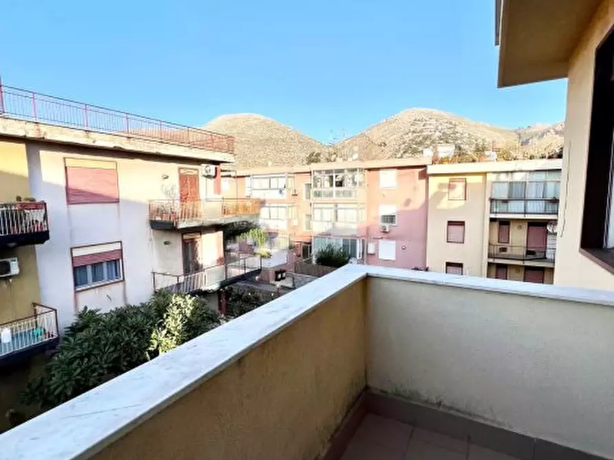 Immagine 3 di Appartamento in vendita  a Palermo
