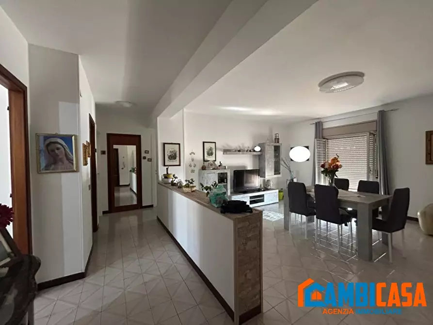 Immagine 2 di Appartamento in vendita  a Palermo