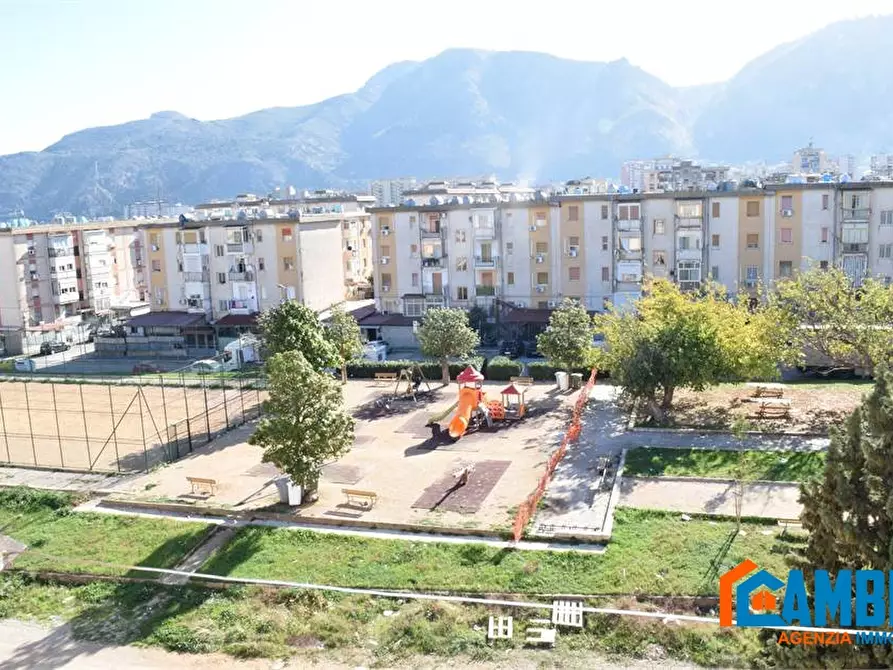 Immagine 10 di Appartamento in vendita  100 a Palermo