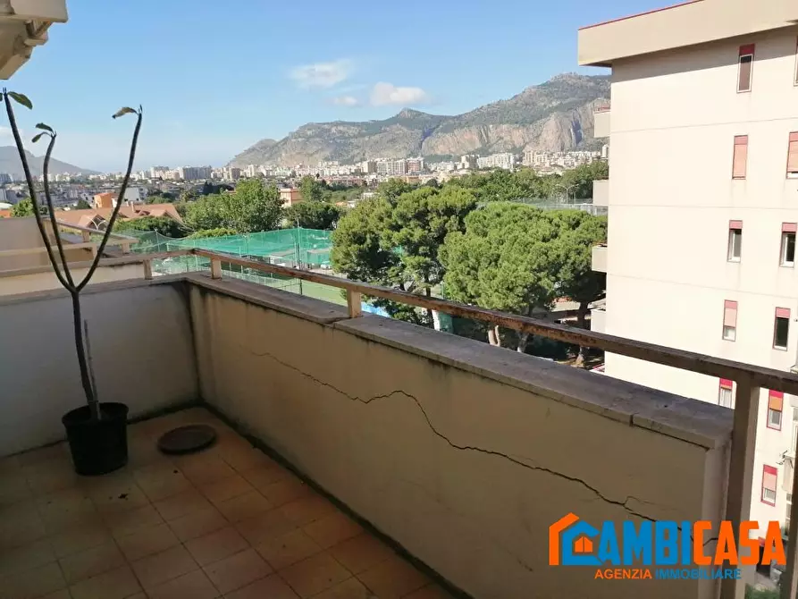 Immagine 8 di Appartamento in vendita  1004 a Palermo