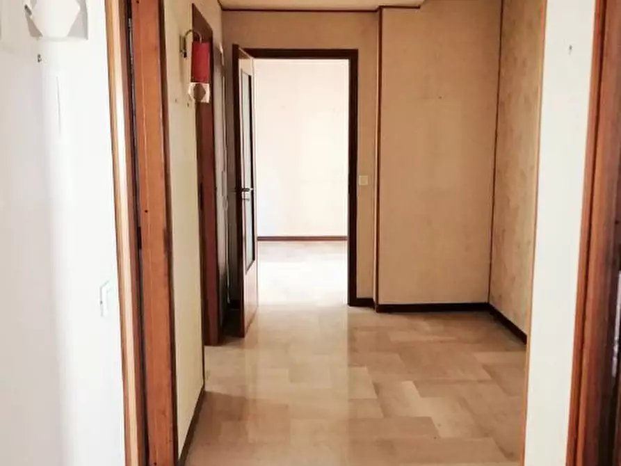 Immagine 6 di Appartamento in vendita  1004 a Palermo