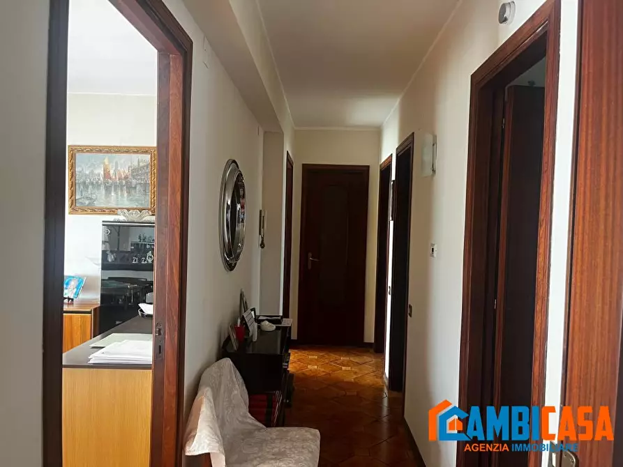 Immagine 8 di Appartamento in vendita  a Palermo