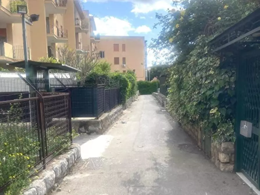 Immagine 1 di Appartamento in vendita  a Palermo