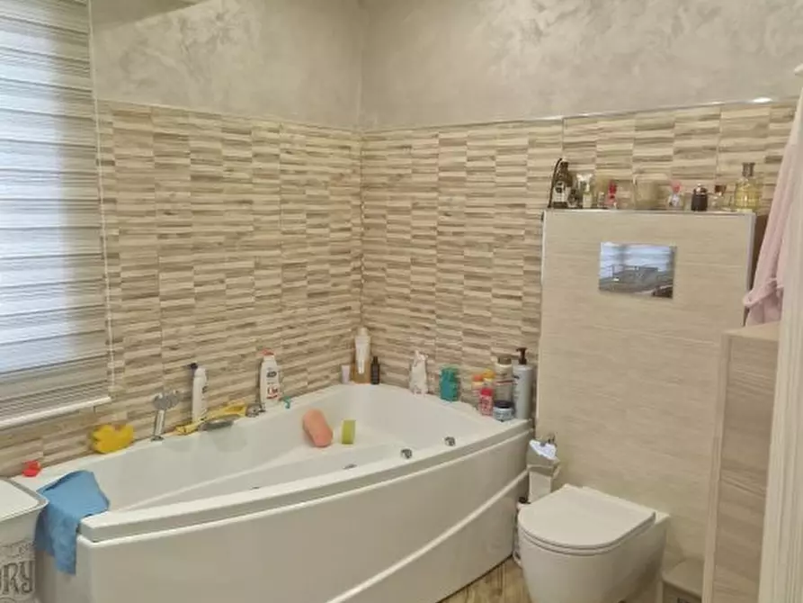 Immagine 10 di Appartamento in vendita  a Carini