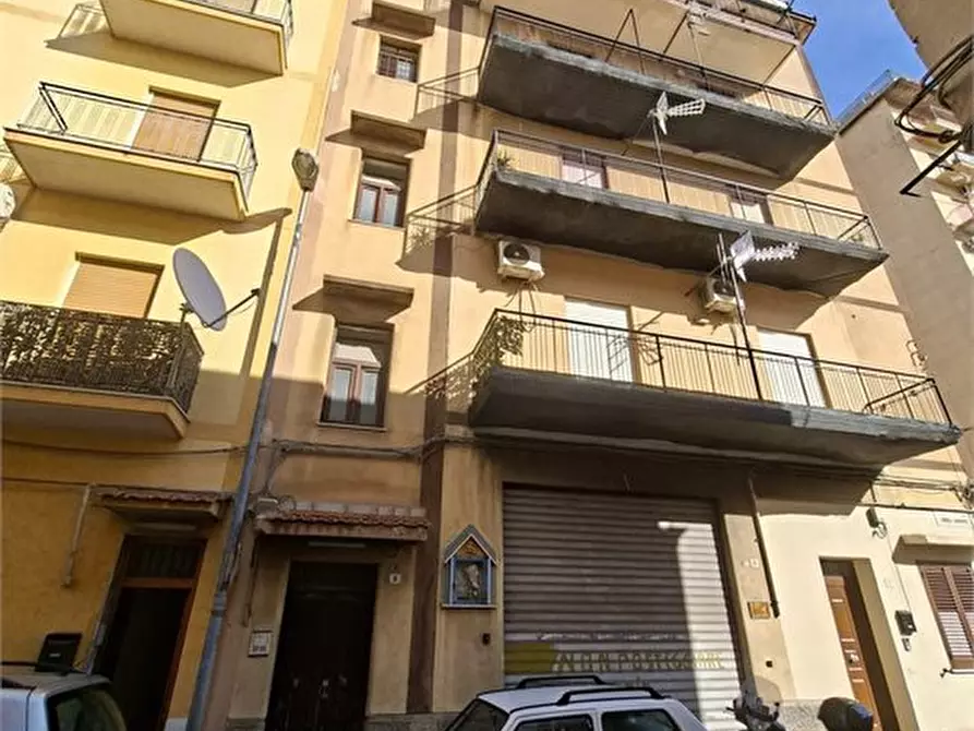 Immagine 1 di Appartamento in vendita  a Palermo