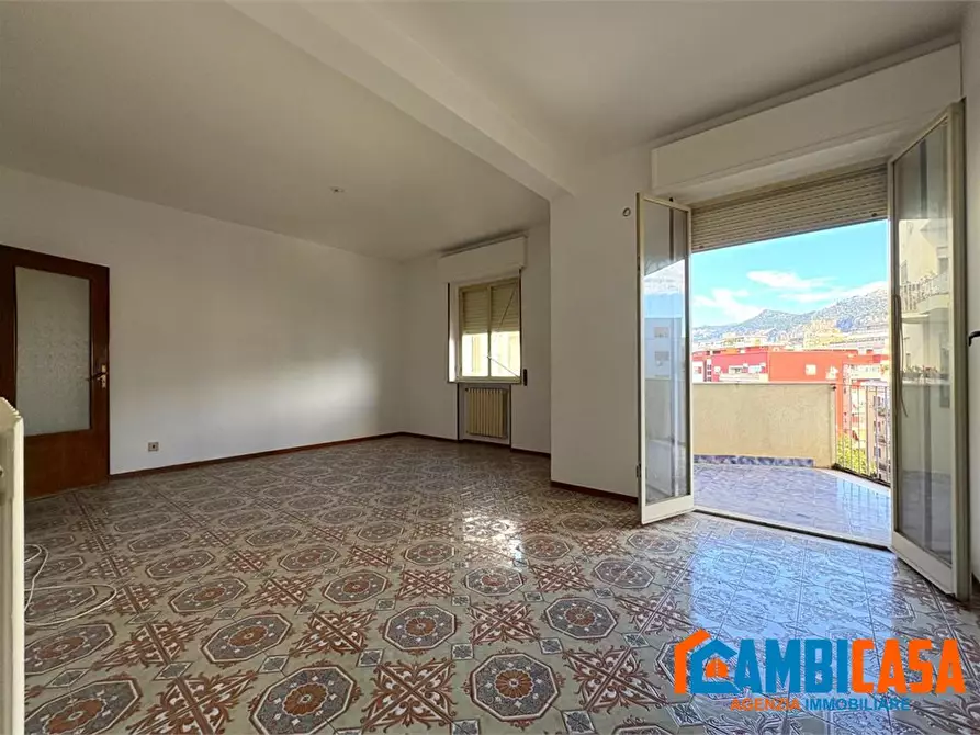 Immagine 4 di Appartamento in vendita  a Palermo