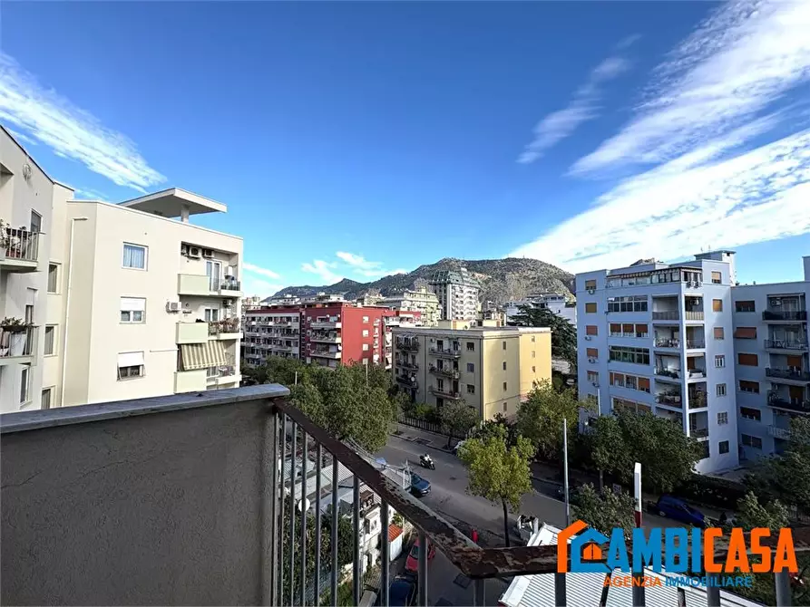 Immagine 8 di Appartamento in vendita  a Palermo