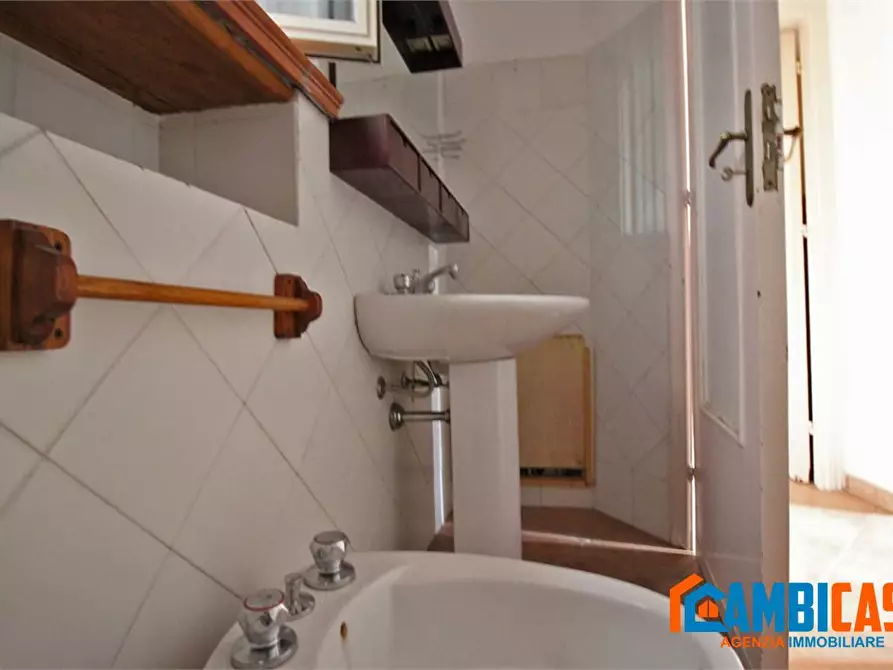 Immagine 3 di Appartamento in vendita  128 a Palermo