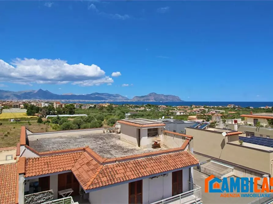 Immagine 1 di Appartamento in vendita  a Ficarazzi