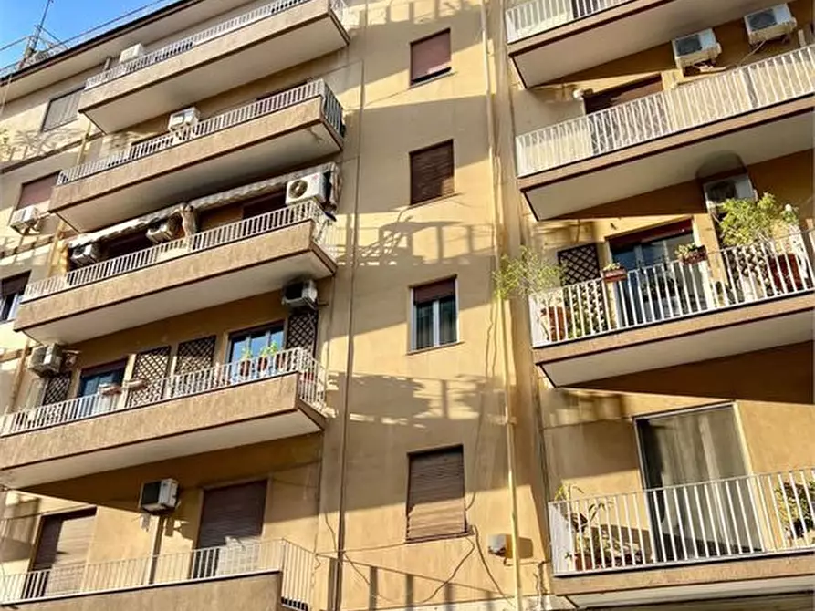 Immagine 1 di Appartamento in vendita  a Palermo