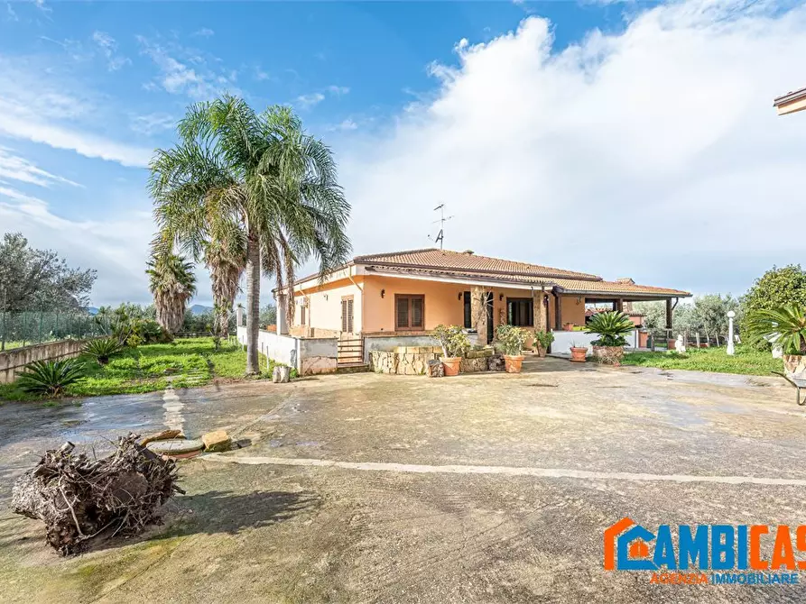 Immagine 1 di Appartamento in vendita  a Palermo