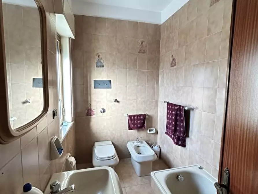 Immagine 5 di Appartamento in vendita  9 a Palermo