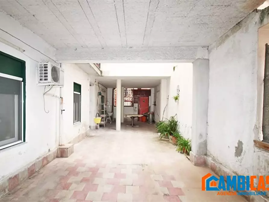 Immagine 8 di Appartamento in vendita  a Palermo