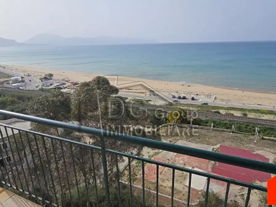 Immagine 4 di Appartamento in vendita  a Balestrate