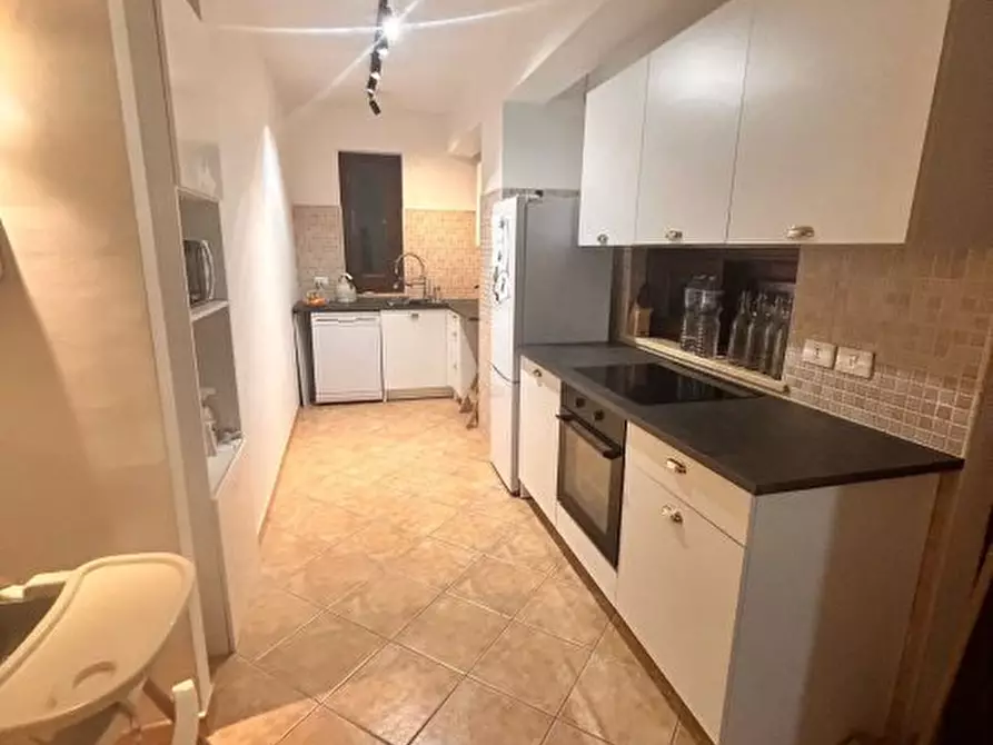 Immagine 10 di Appartamento in vendita  a Palermo