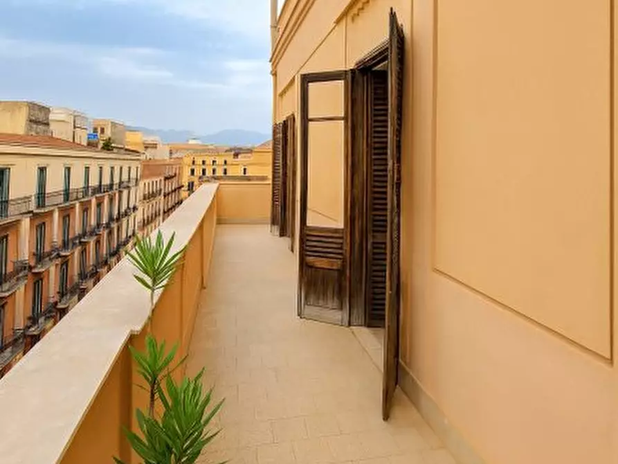 Immagine 1 di Appartamento in vendita  47 a Palermo