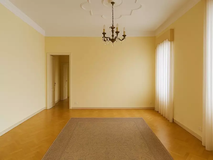 Immagine 5 di Appartamento in vendita  47 a Palermo