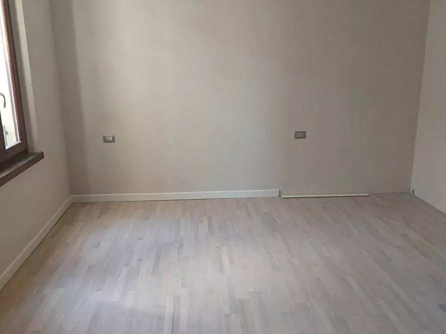 Immagine 4 di Appartamento in vendita  a Parma