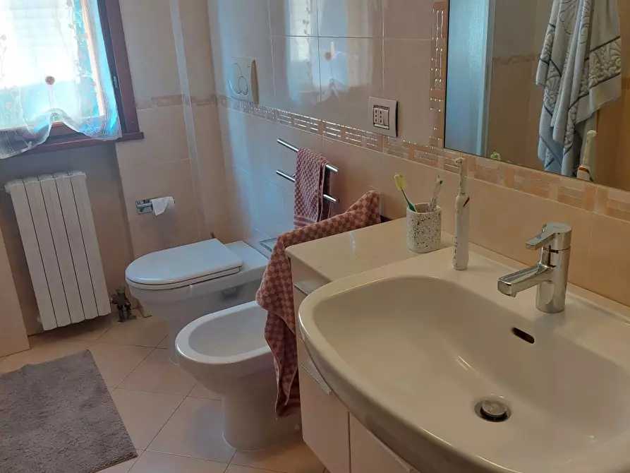 Immagine 8 di Appartamento in vendita  a Sala Baganza