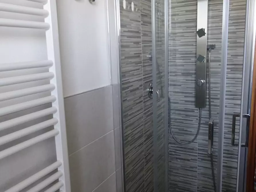 Immagine 7 di Appartamento in vendita  a Montechiarugolo