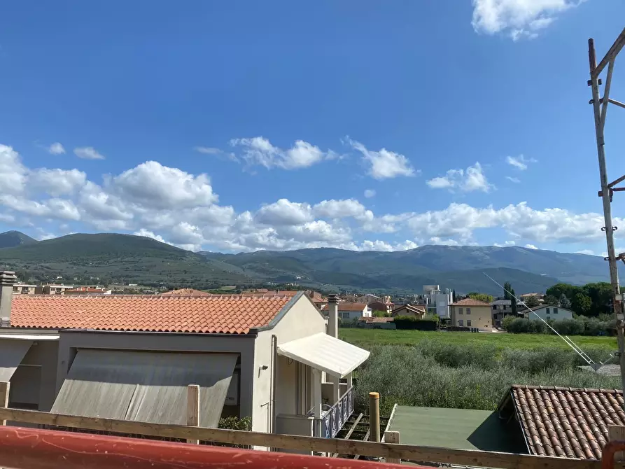 Immagine 10 di Appartamento in vendita  23 a Foligno