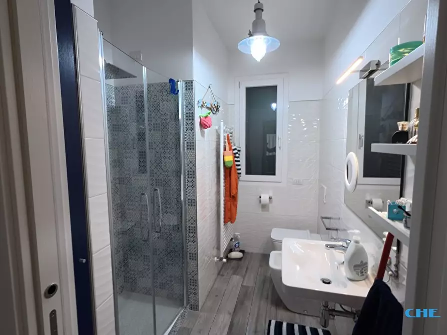 Immagine 5 di Appartamento in vendita  a Gabicce Mare