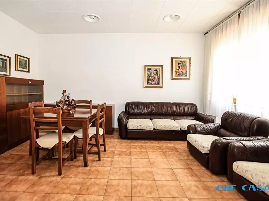 Immagine 2 di Appartamento in vendita  a Tavoleto