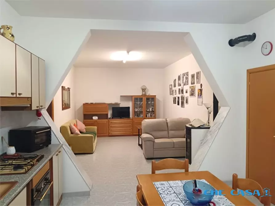 Immagine 4 di Appartamento in vendita  a Tavoleto