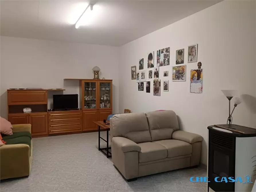 Immagine 10 di Appartamento in vendita  a Tavoleto