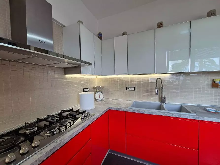 Immagine 3 di Appartamento in vendita  41 a Catignano