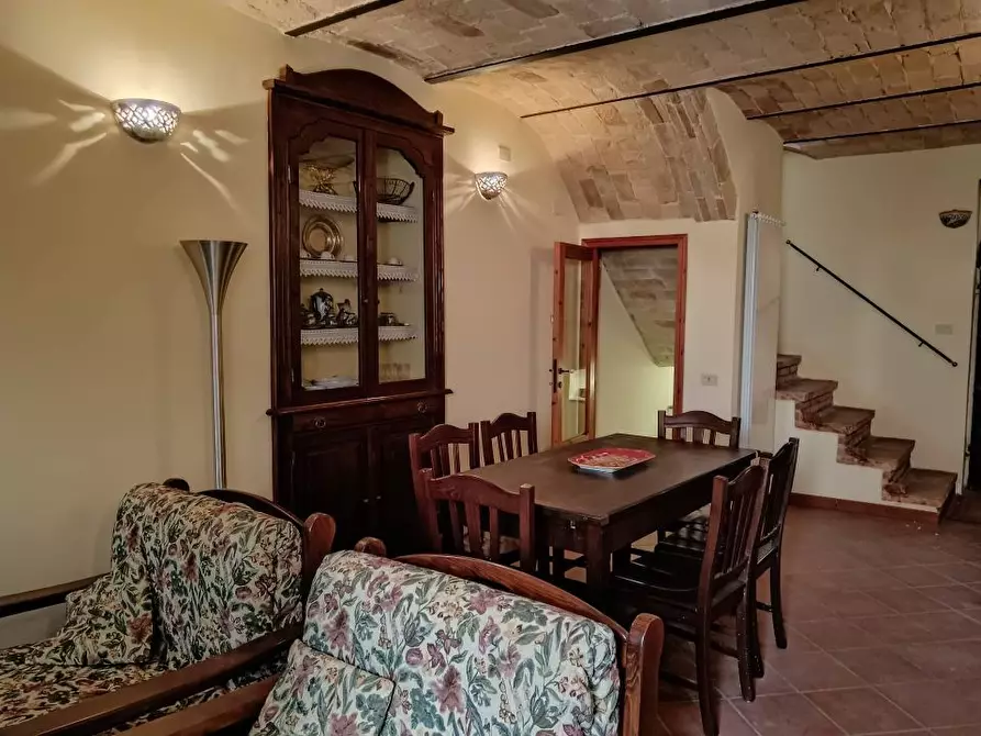 Immagine 2 di Appartamento in vendita  12 a Loreto Aprutino