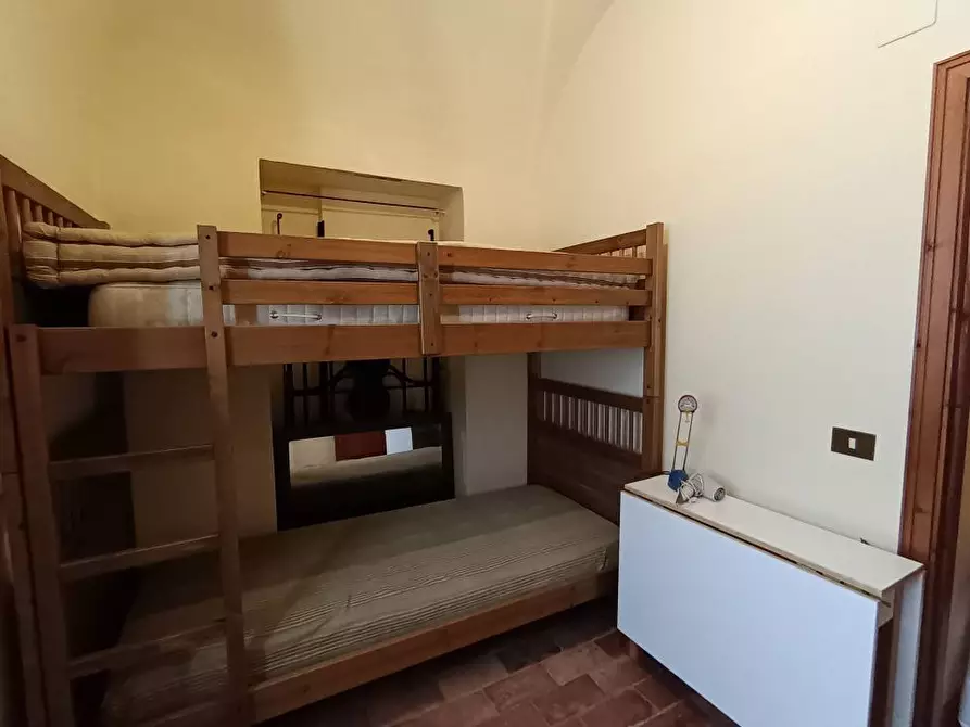 Immagine 8 di Appartamento in vendita  12 a Loreto Aprutino