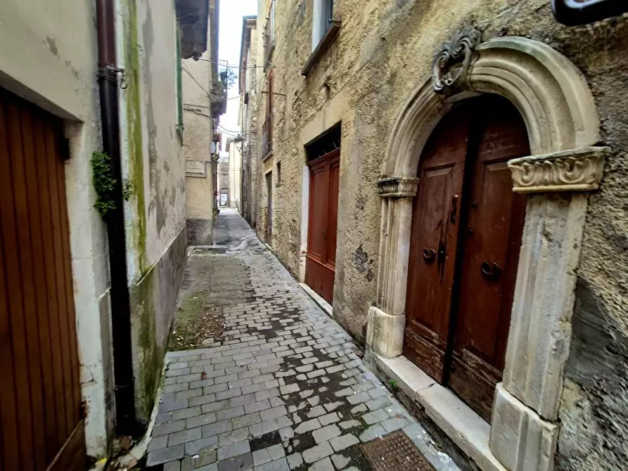 Immagine 2 di Appartamento in vendita  6 a Caramanico Terme