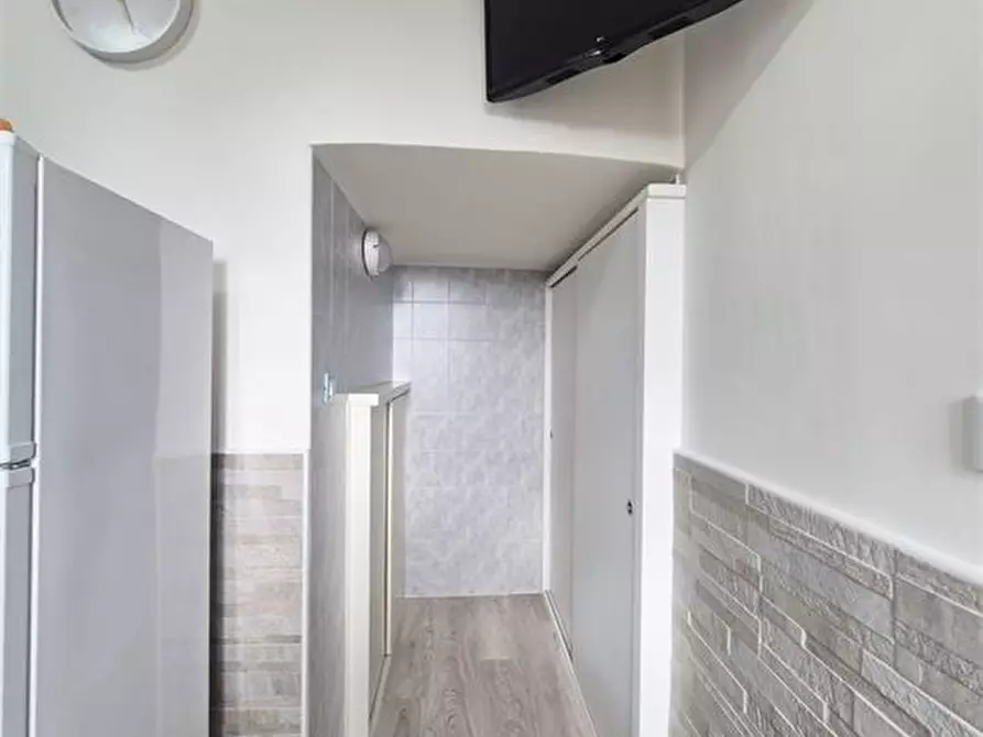 Immagine 7 di Appartamento in vendita  50 a Loreto Aprutino