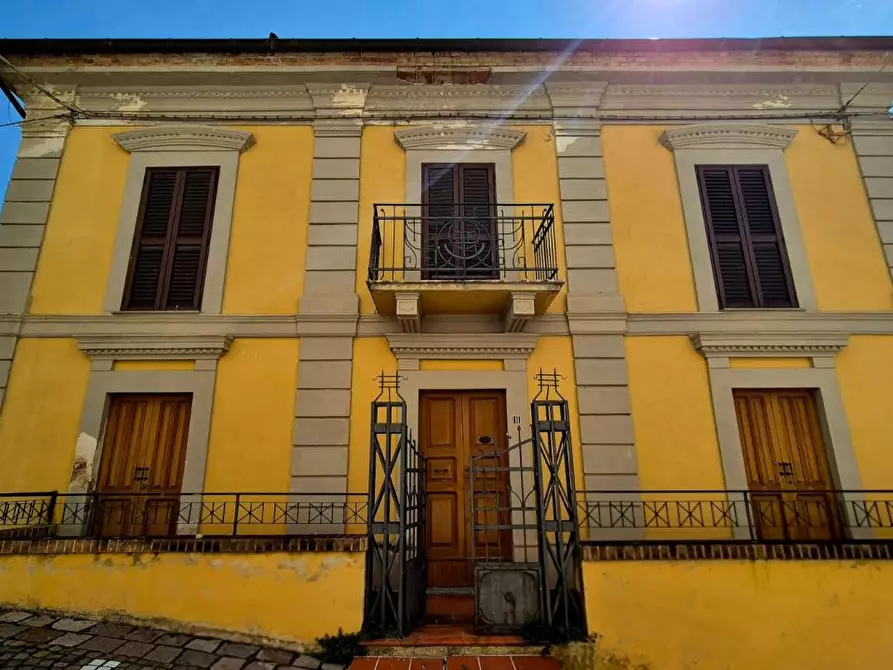 Immagine 2 di Villa in vendita  27 a Farindola