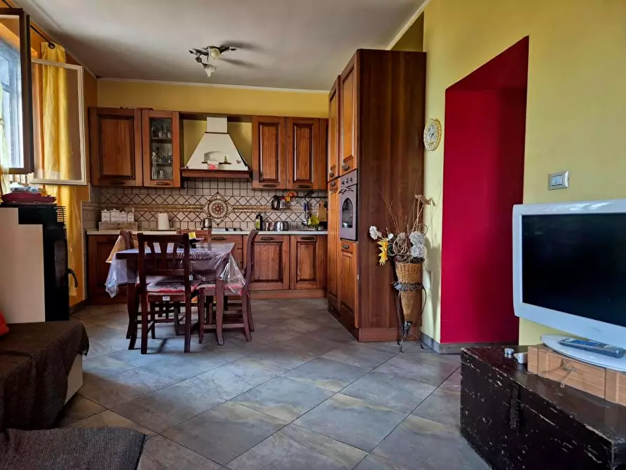 Immagine 3 di Appartamento in vendita  a Civitaquana